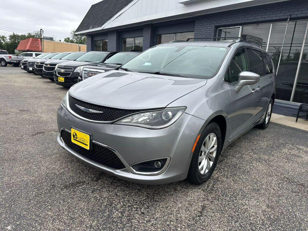 used 2019 Chrysler Pacifica car, priced at $14,995