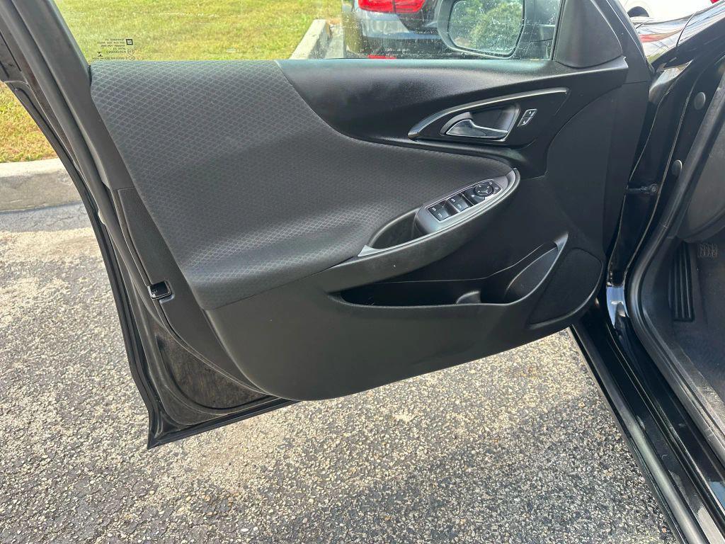 used 2020 Chevrolet Malibu car, priced at $11,995