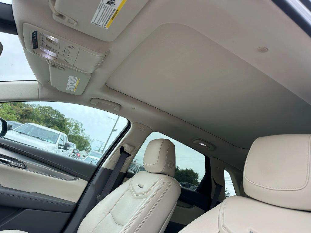 used 2017 Cadillac XT5 car, priced at $11,699