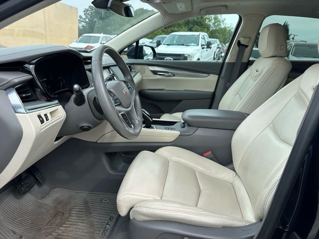 used 2017 Cadillac XT5 car, priced at $11,699