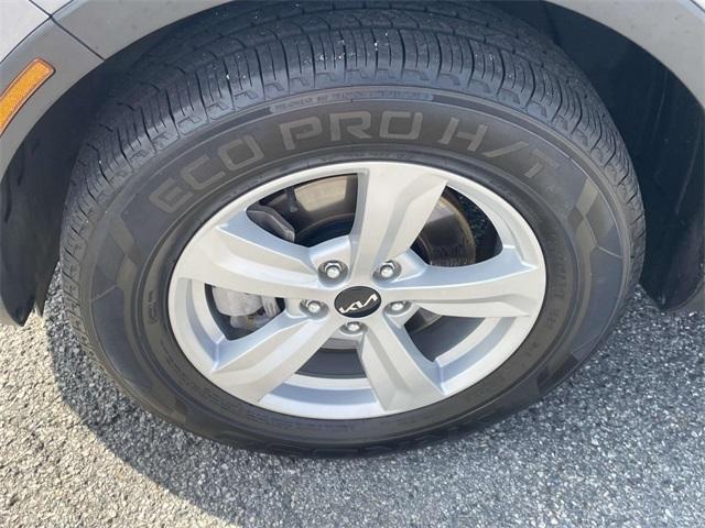 used 2022 Kia Sorento car, priced at $21,950