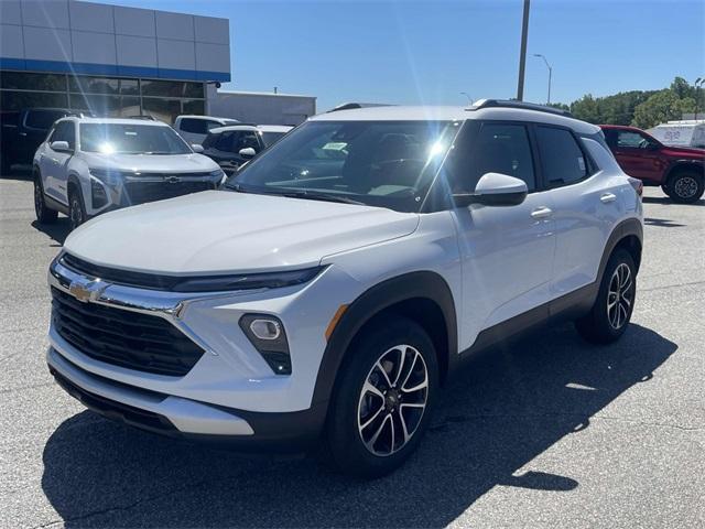 new 2026 Chevrolet TrailBlazer car, priced at $26,517