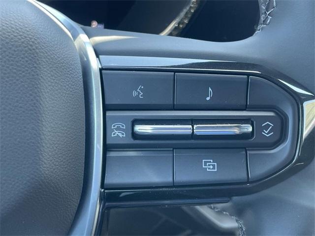 new 2025 Chevrolet Colorado car, priced at $36,925