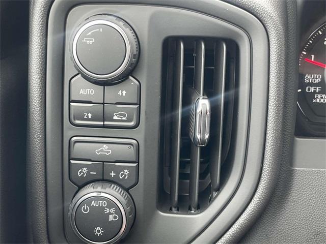 new 2025 Chevrolet Silverado 1500 car, priced at $43,310