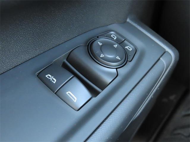 new 2025 Chevrolet Silverado 1500 car, priced at $40,933
