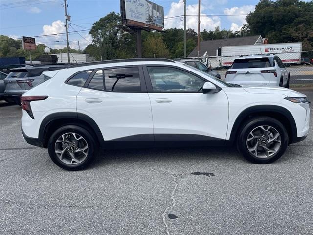 new 2026 Chevrolet Trax car, priced at $25,754