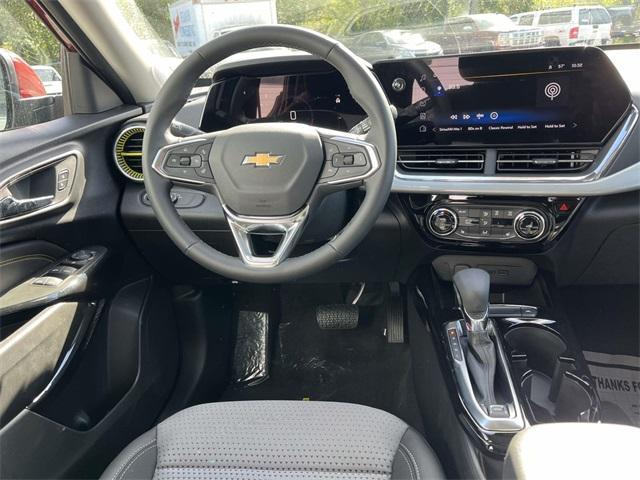 new 2025 Chevrolet Trax car, priced at $24,185