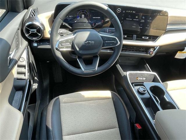 new 2026 Chevrolet Equinox car, priced at $33,707