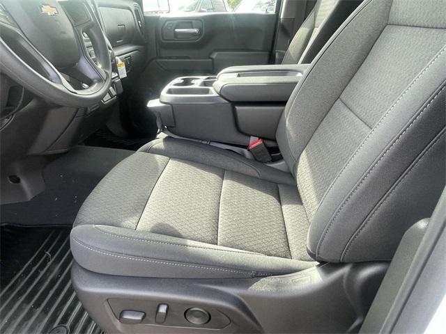new 2025 Chevrolet Silverado 1500 car, priced at $43,310