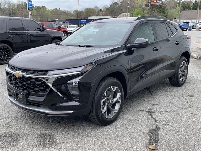 new 2025 Chevrolet Trax car, priced at $24,565