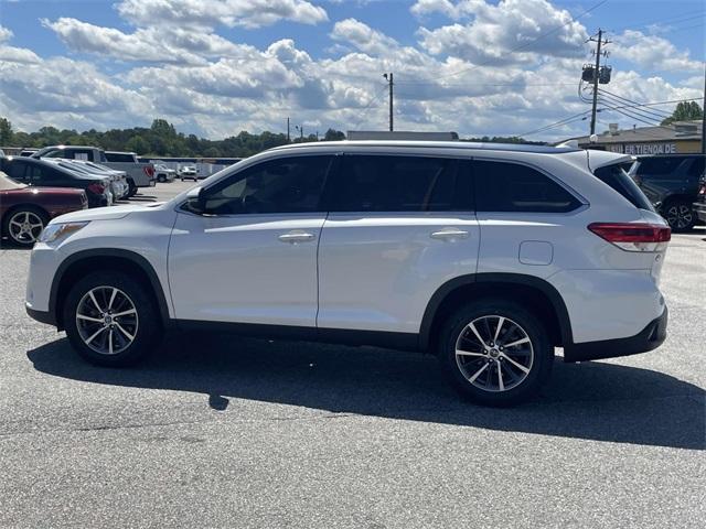 used 2019 Toyota Highlander car, priced at $26,950
