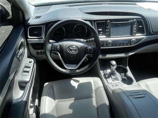 used 2019 Toyota Highlander car, priced at $26,950