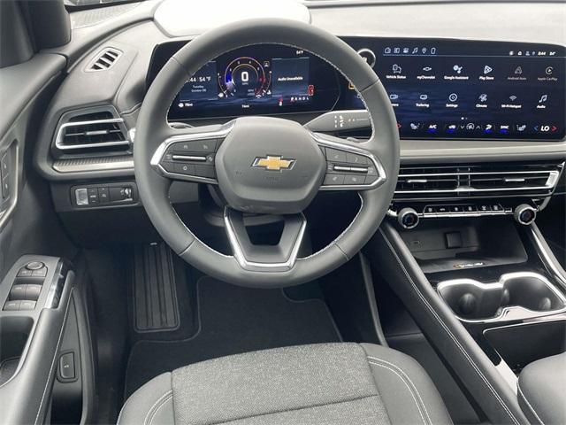 new 2026 Chevrolet Traverse car, priced at $44,580