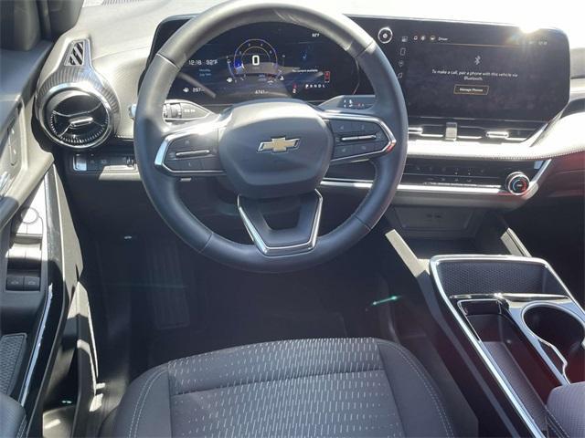 new 2025 Chevrolet Equinox car, priced at $27,752