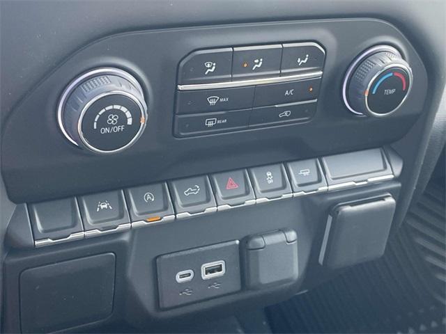 new 2025 Chevrolet Silverado 1500 car, priced at $40,876