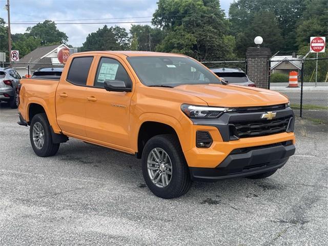 new 2025 Chevrolet Colorado car, priced at $40,654