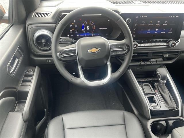 new 2025 Chevrolet Colorado car, priced at $40,654
