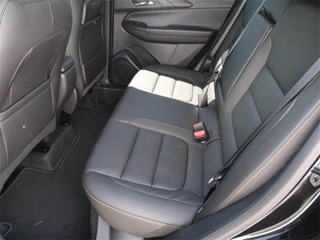 new 2025 Chevrolet TrailBlazer car, priced at $28,419