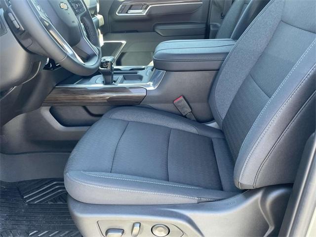 new 2025 Chevrolet Silverado 1500 car, priced at $57,682