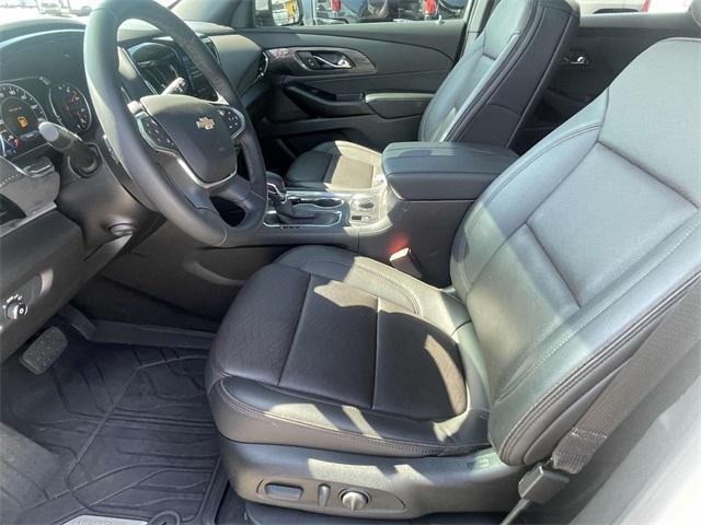 used 2023 Chevrolet Traverse car, priced at $43,450
