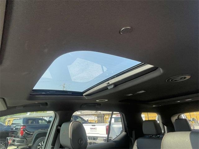 used 2023 Chevrolet Traverse car, priced at $43,450