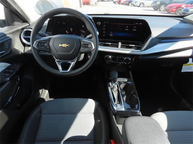 new 2025 Chevrolet Trax car, priced at $24,251