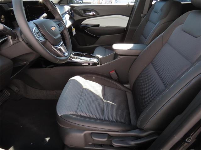new 2025 Chevrolet Trax car, priced at $24,251