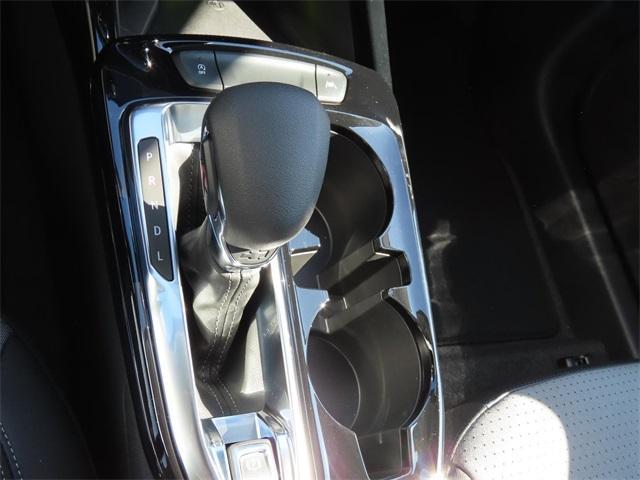 new 2025 Chevrolet Trax car, priced at $24,251