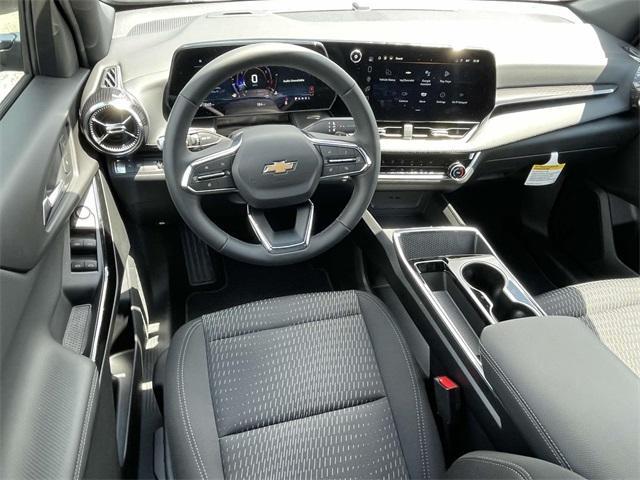 new 2025 Chevrolet Equinox car, priced at $29,395