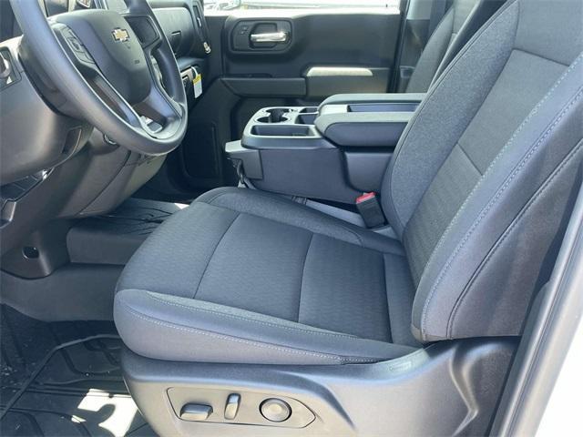 new 2025 Chevrolet Silverado 1500 car, priced at $43,743