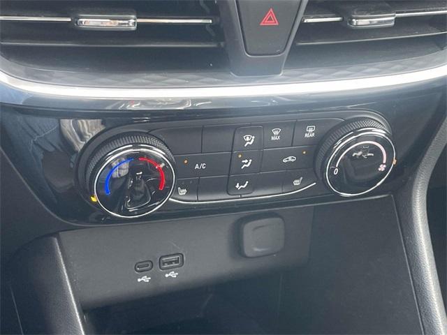 used 2024 Buick Encore GX car, priced at $23,950