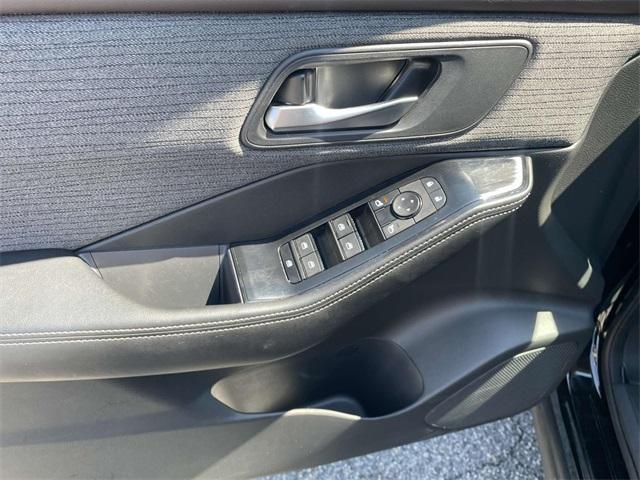 used 2023 Nissan Rogue car, priced at $23,950
