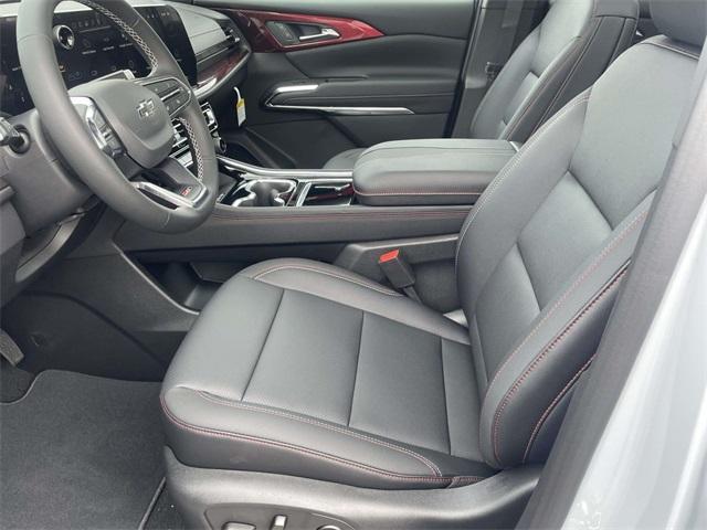 new 2026 Chevrolet Traverse car, priced at $53,330