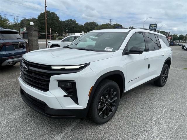 new 2026 Chevrolet Traverse car, priced at $47,670