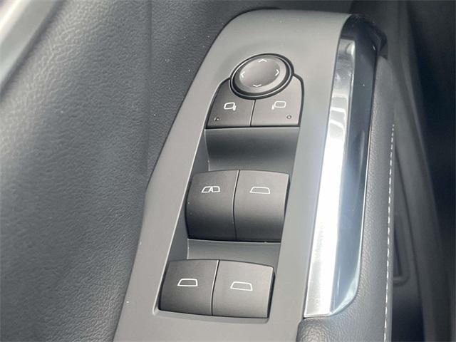 new 2026 Chevrolet Traverse car, priced at $47,670