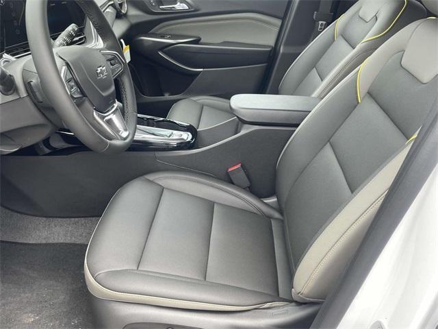 new 2025 Chevrolet Trax car, priced at $26,423