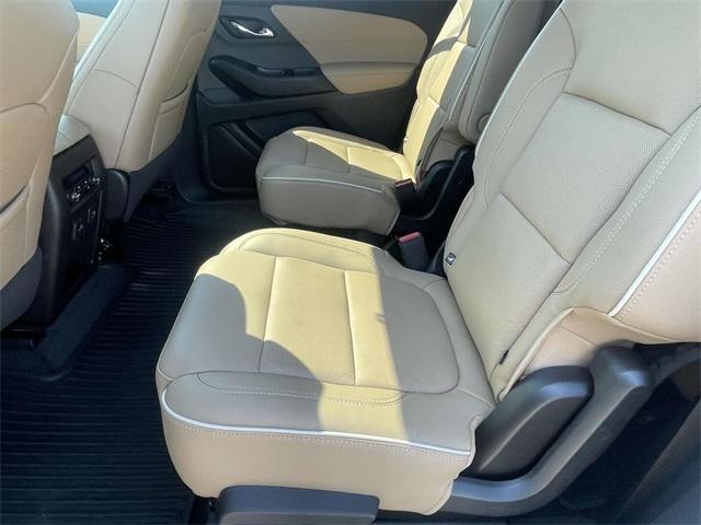 used 2022 Chevrolet Traverse car, priced at $36,450