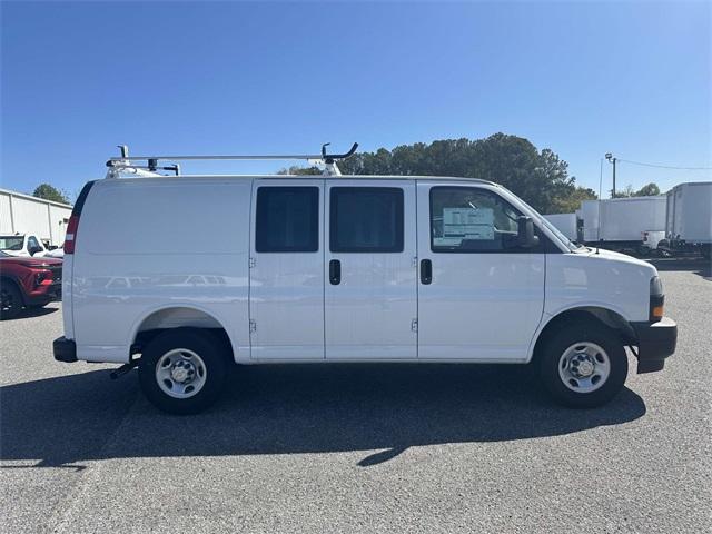 new 2025 Chevrolet Express 2500 car, priced at $52,438