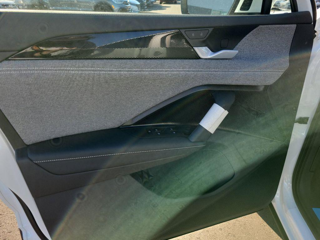 new 2026 Volkswagen Tiguan car, priced at $31,037