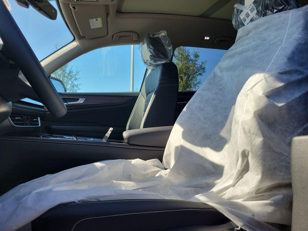 new 2026 Volkswagen Atlas car, priced at $49,236