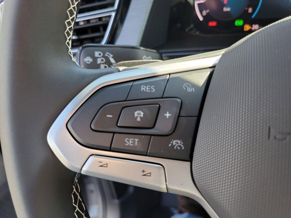 new 2026 Volkswagen Atlas Cross Sport car, priced at $37,755