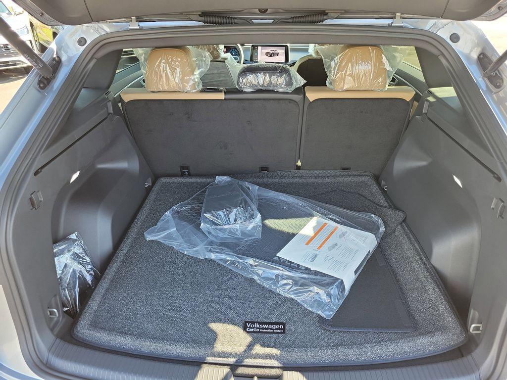 new 2026 Volkswagen Atlas Cross Sport car, priced at $37,755