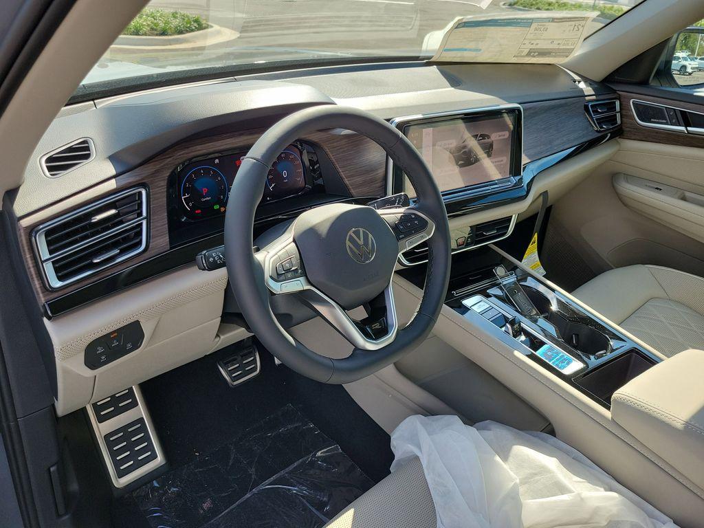 new 2026 Volkswagen Atlas car, priced at $54,081