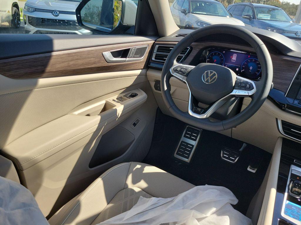 new 2026 Volkswagen Atlas car, priced at $54,081