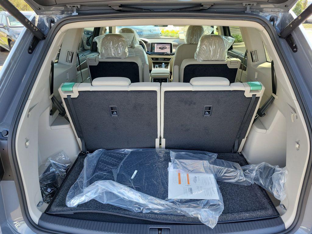 new 2026 Volkswagen Atlas car, priced at $54,081