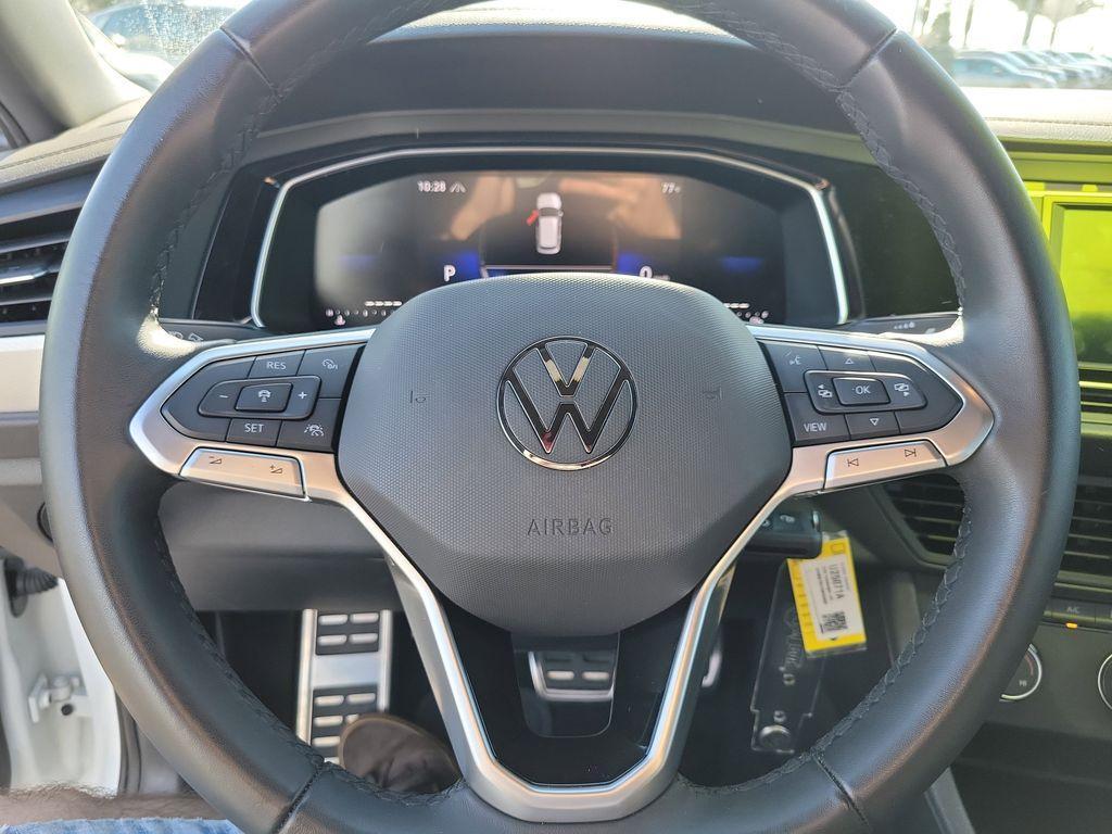 used 2024 Volkswagen Jetta car, priced at $18,995