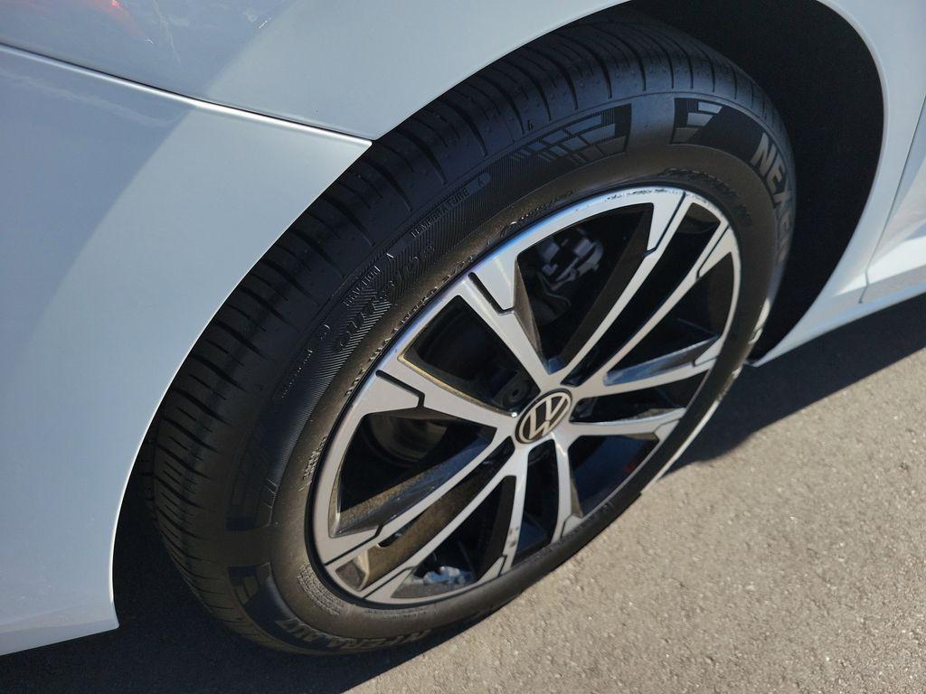 used 2024 Volkswagen Jetta car, priced at $18,995