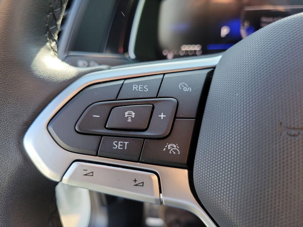 used 2024 Volkswagen Jetta car, priced at $18,995