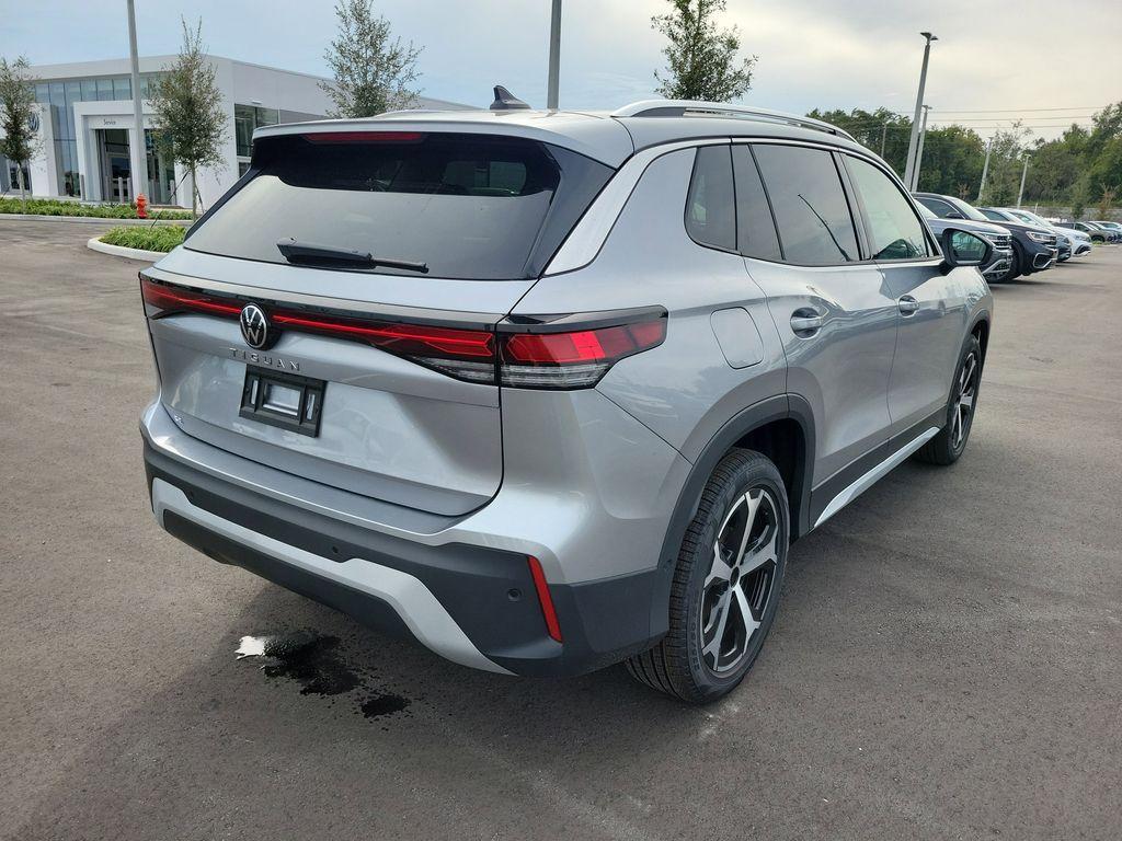 new 2025 Volkswagen Tiguan car, priced at $30,657