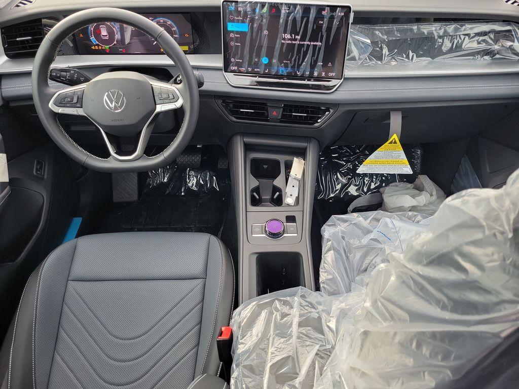 new 2025 Volkswagen Tiguan car, priced at $30,657